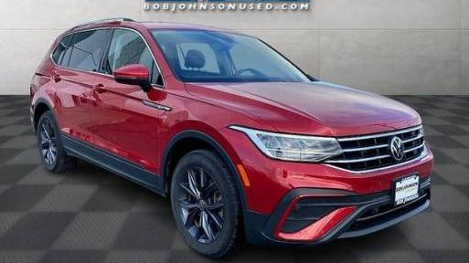 VOLKSWAGEN TIGUAN 4MOTION 2022 3VV2B7AX1NM003020 image